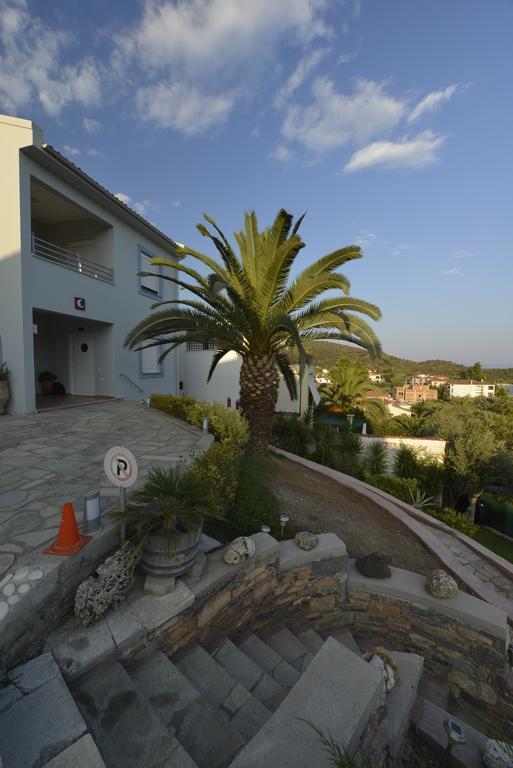 Aigli Apartments Néa Ankhíalos Esterno foto