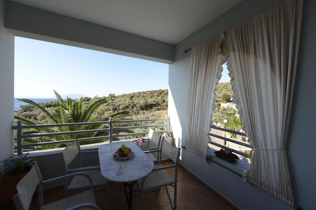 Aigli Apartments Néa Ankhíalos Esterno foto