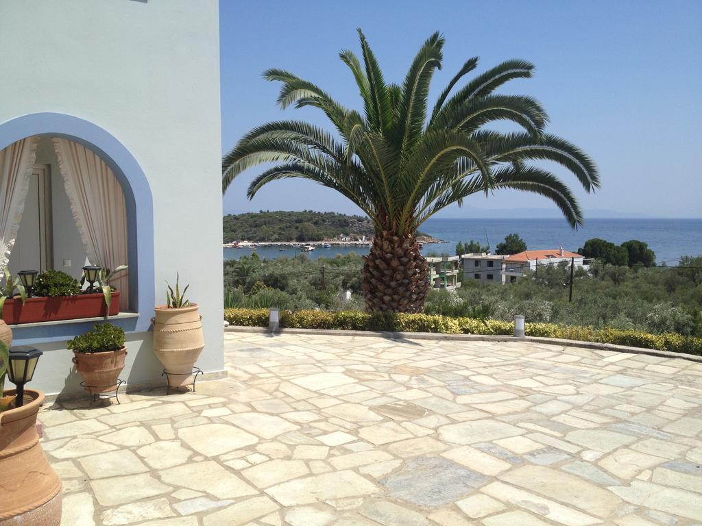 Aigli Apartments Néa Ankhíalos Esterno foto